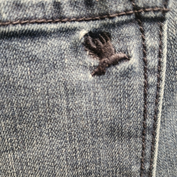 Martha Stewart Blue Jeans with Pearl Accents - Picture 3 of 5